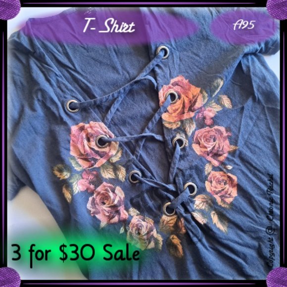 The Classic Tops - Gray Rose Laced-Up T-Shirt